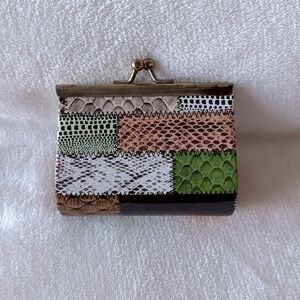 Kiss lock coin wallet snakeskin animal print
